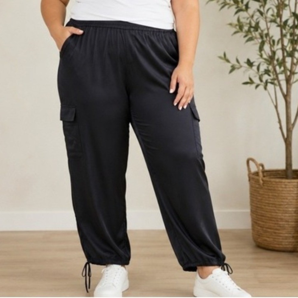 J. Jill Obsidian Black Shiny Satin Tencel Modal Pull On Cargo Pants 4X NEW